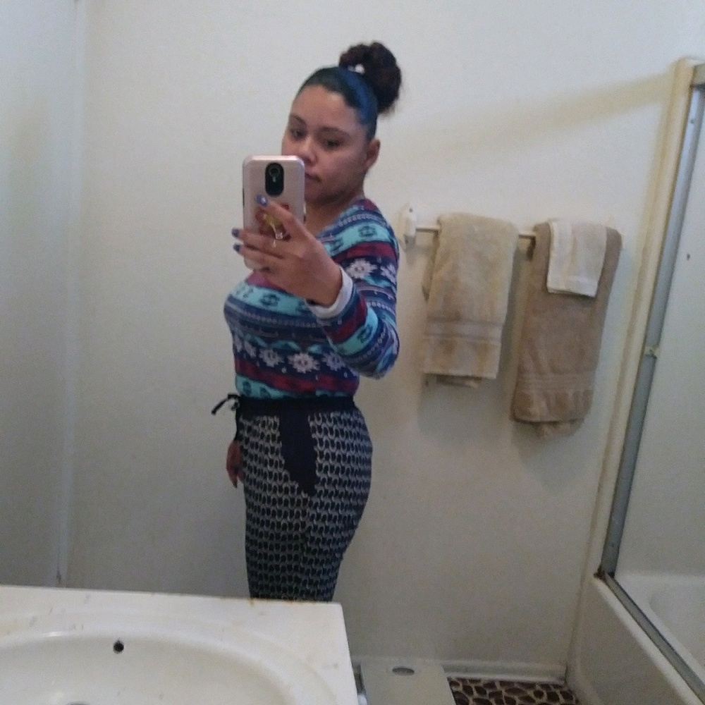 Meet your Posher, Taelore